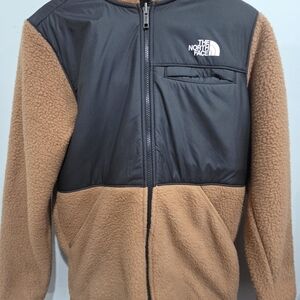 The North Face Teen Boys Tan Sherpa Jacket with Black Chest Panel